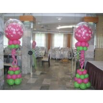 lime pink oszlopdekoráció esküvőre