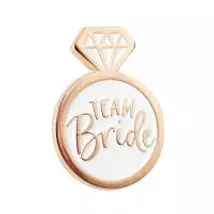 Team Bride gyémántgyűrű kitűző